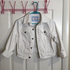 White Vineyard Vines Cropped Denim Jacket